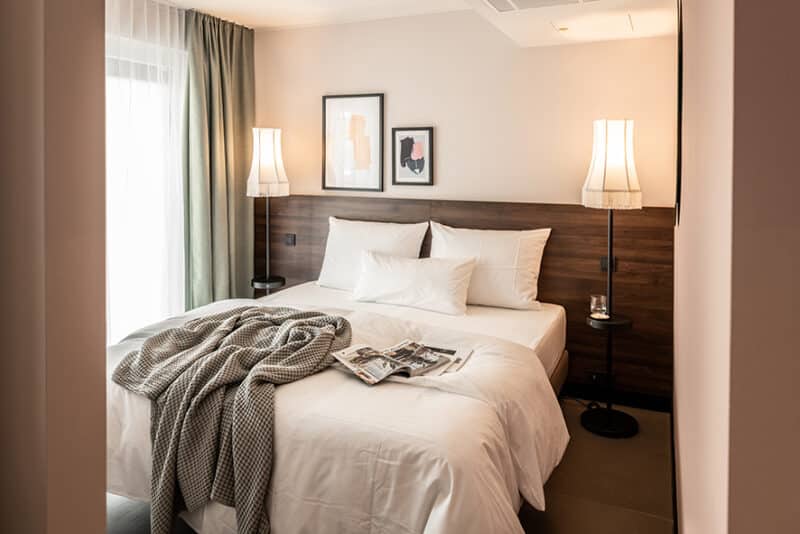 Revo_Muc_Loft_Bedroom_01